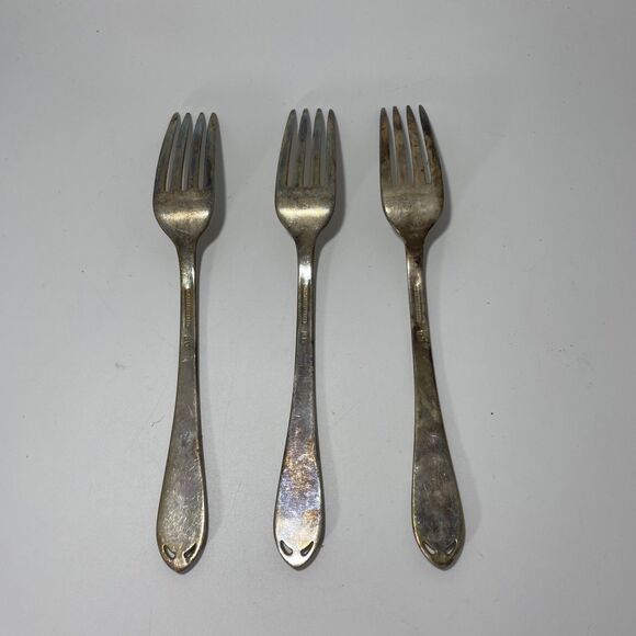 Lot of 3 Vintage 1847 Rogers Bros IS Silverplate Fork Art Deco Pattern Flatware - Picture 4 of 8